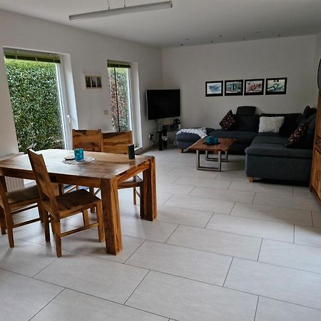 Ferienhaus An Der Brunnenaue 4 Sterne, E-Ladestation Am Haus, Wlan, Netflix, Garten Sagard Esterno foto