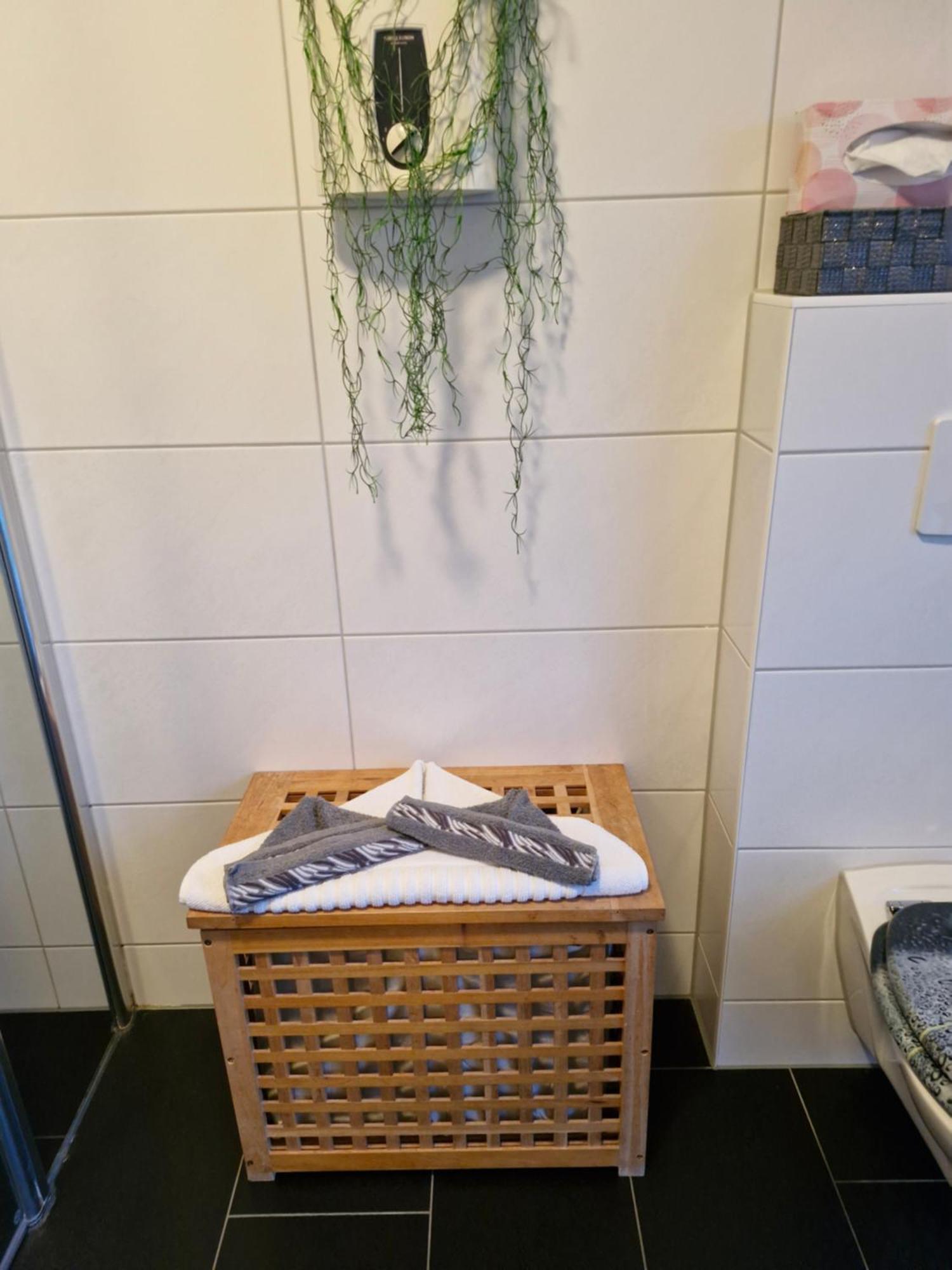 Ferienhaus An Der Brunnenaue 4 Sterne, E-Ladestation Am Haus, Wlan, Netflix, Garten Sagard Esterno foto